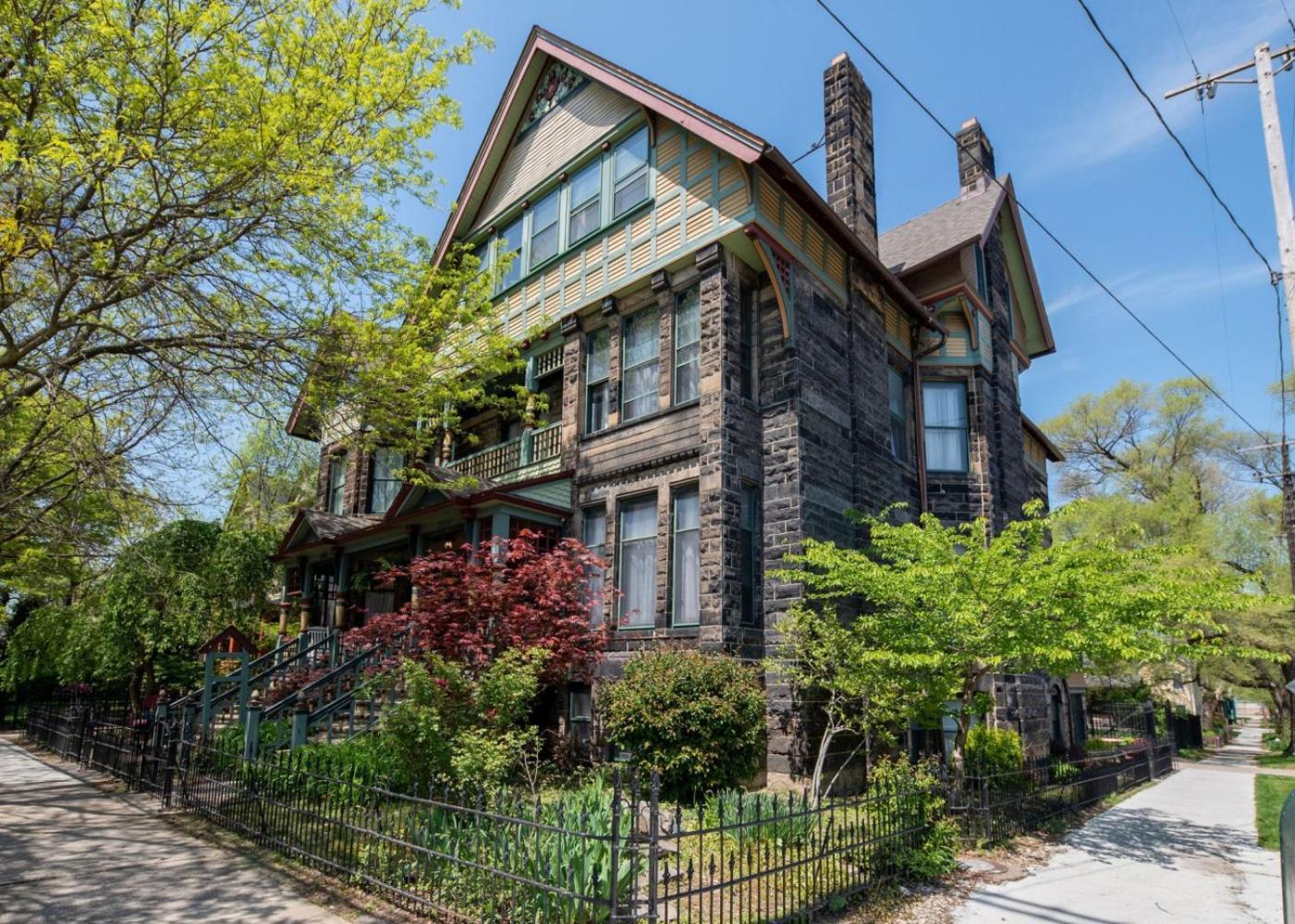 Stone Gables Inn Cleveland Exterior foto